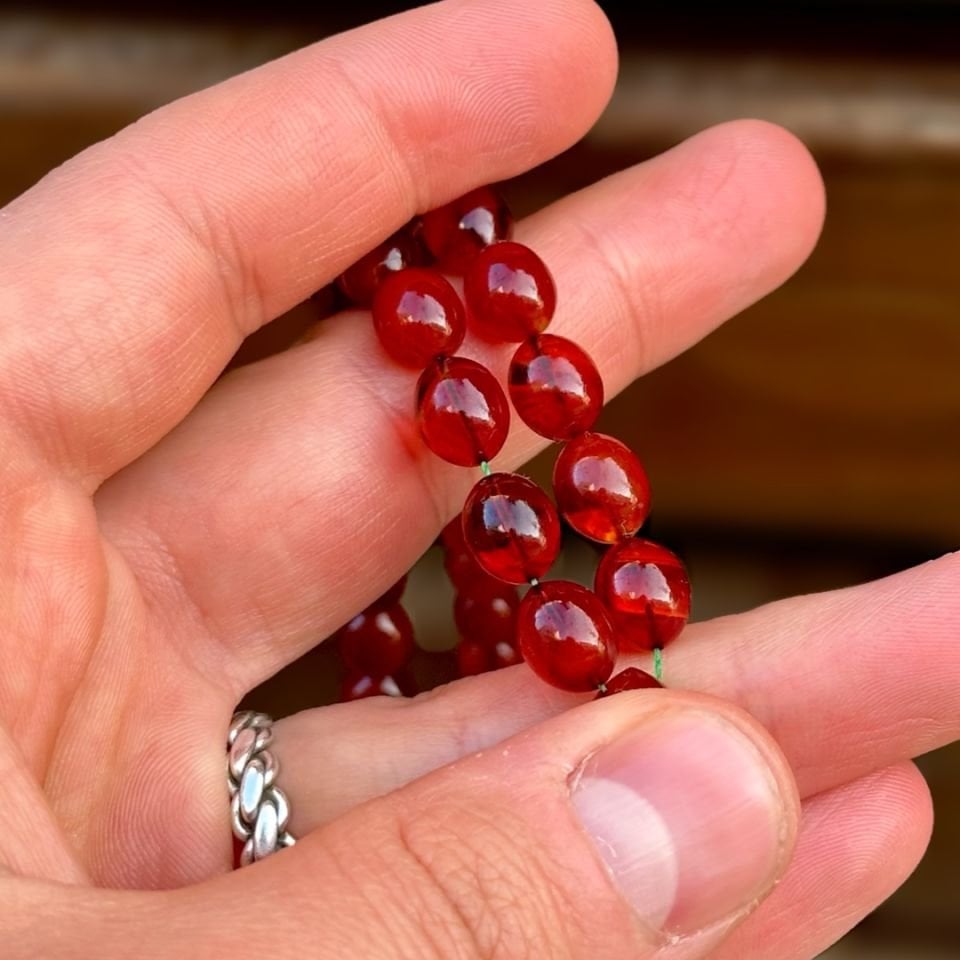 Altın Püsküllü Vişne Tesbih