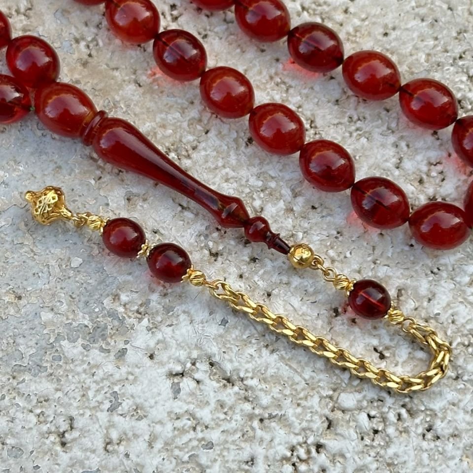 Altın Püsküllü Vişne Tesbih