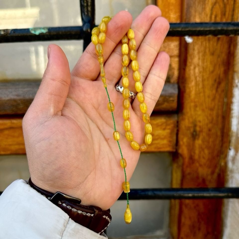 El Boy Hareli Katalin Tesbih