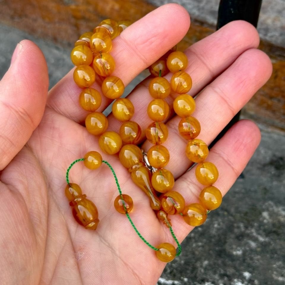 Yuvarlak Kesim Sıkma Kehribar Tesbih