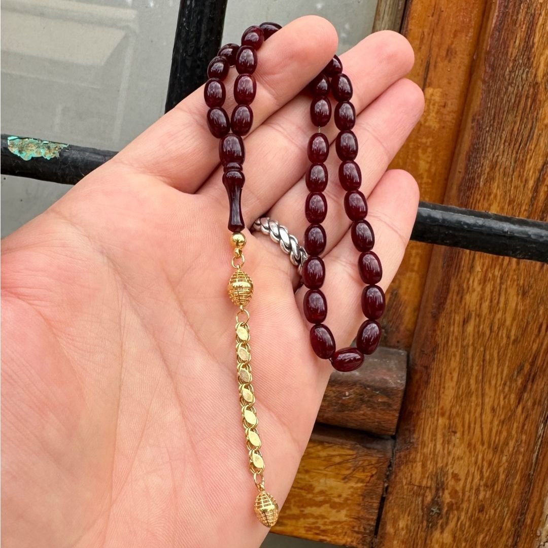 Ufak Boyda Vişne 14 Ayar Altın Püsküllü Tesbih