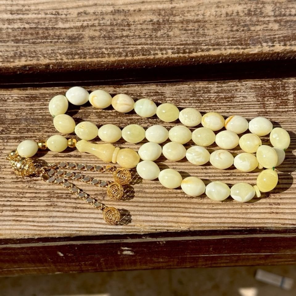 Altın Püsküllü Usta İşi Kaliningrad Damla Kehribar Tesbih