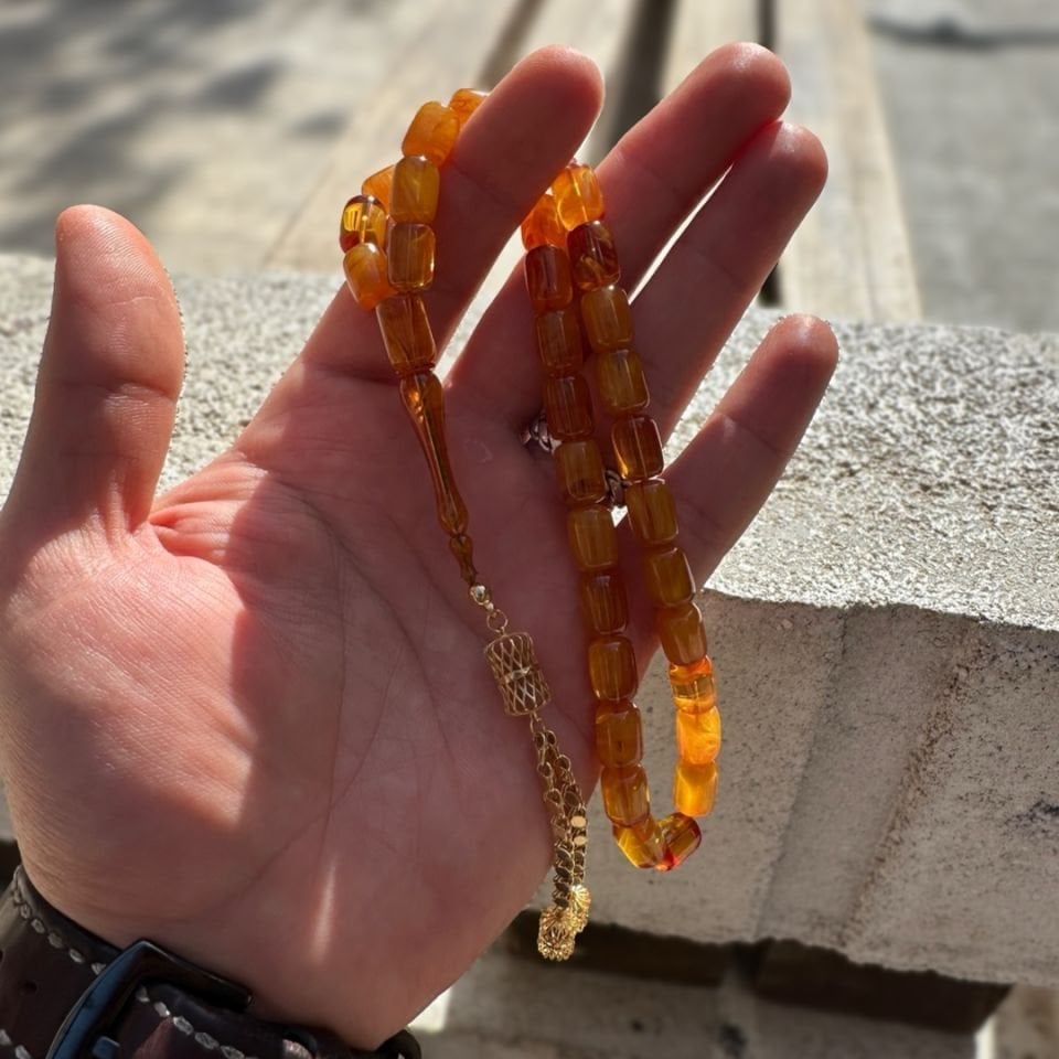 Altın Püsküllü Hareli Kehribar Tesbih