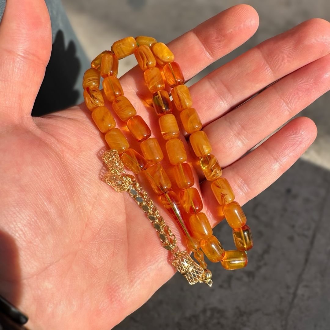 Altın Püsküllü Hareli Kehribar Tesbih