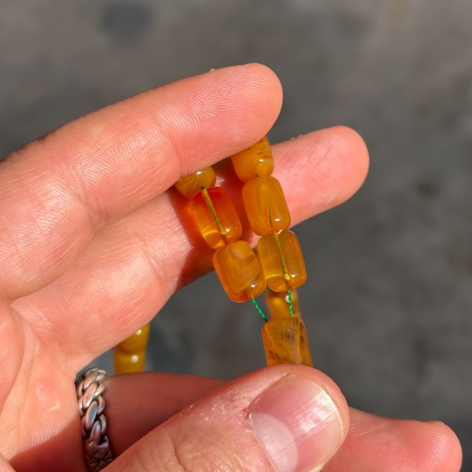 Altın Püsküllü Hareli Kehribar Tesbih