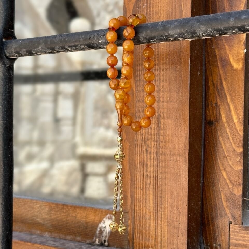 Antik Model İkili Altın Püsküllü Kehribar Tesbih