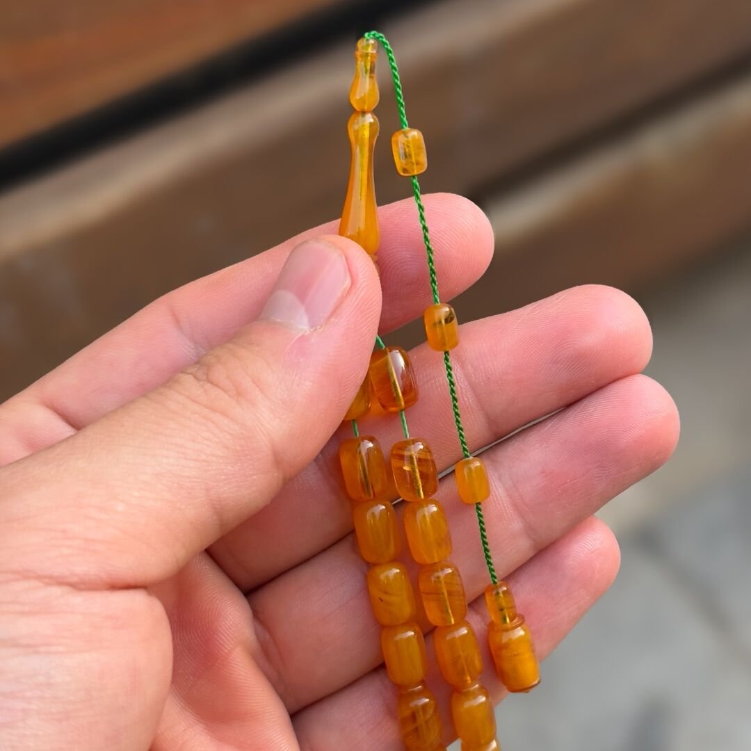 Yoğun Hareli Kapsül Kehribar Tesbih