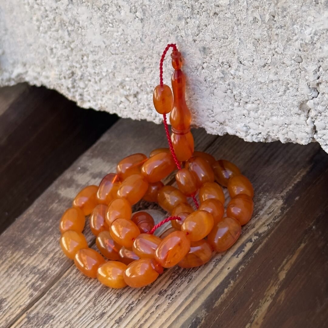 Hareli Kızarık Sıkma Kehribar Tesbih