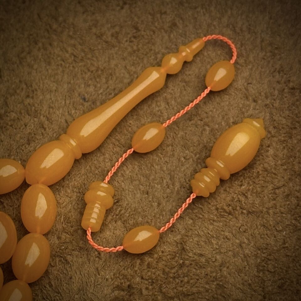 Beyzi Kesim Turuncu Zar Kehribar Tesbih