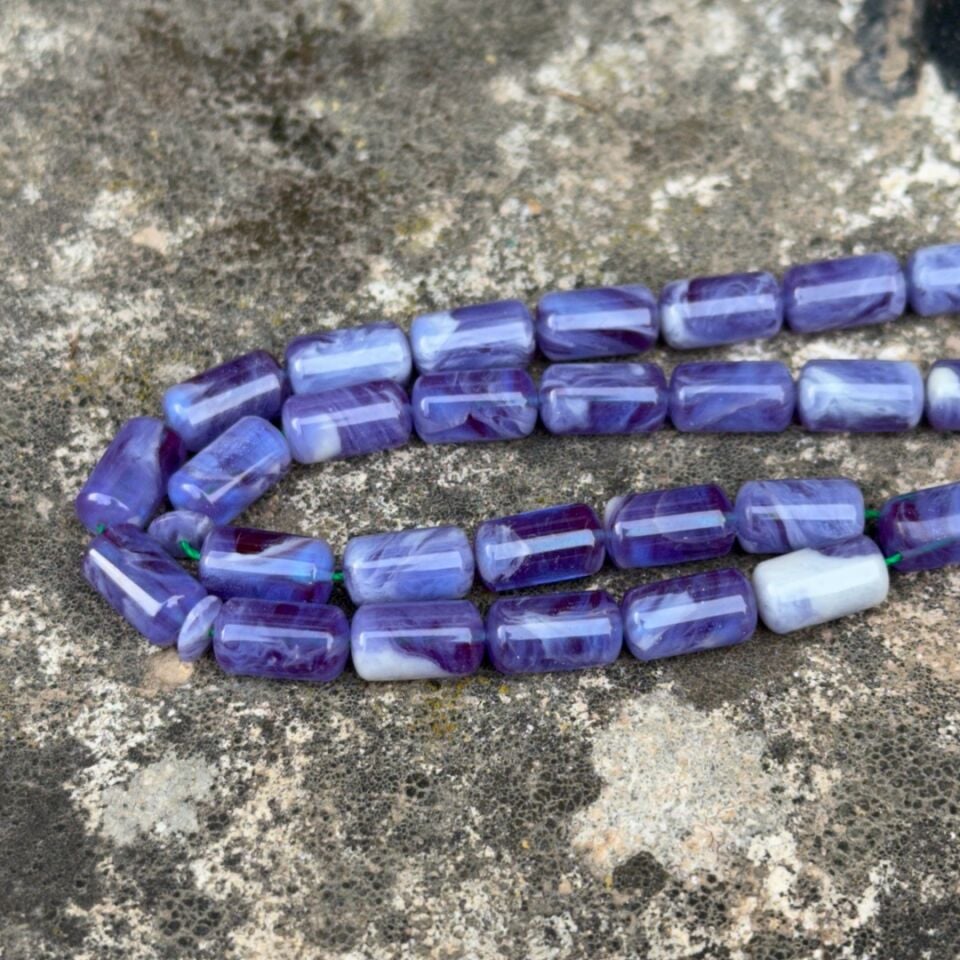 Lila Tonlarda Kehribar Tesbih